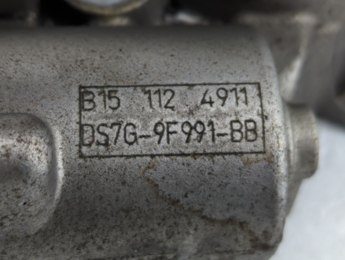 2014-2020 Ford Fusion Throttle Body P/N:DS7G-9F991-BB DS7G-9F991-CA Fits Fits 2014 2015 2016 2017 2018 2019 2020 OEM Used Au