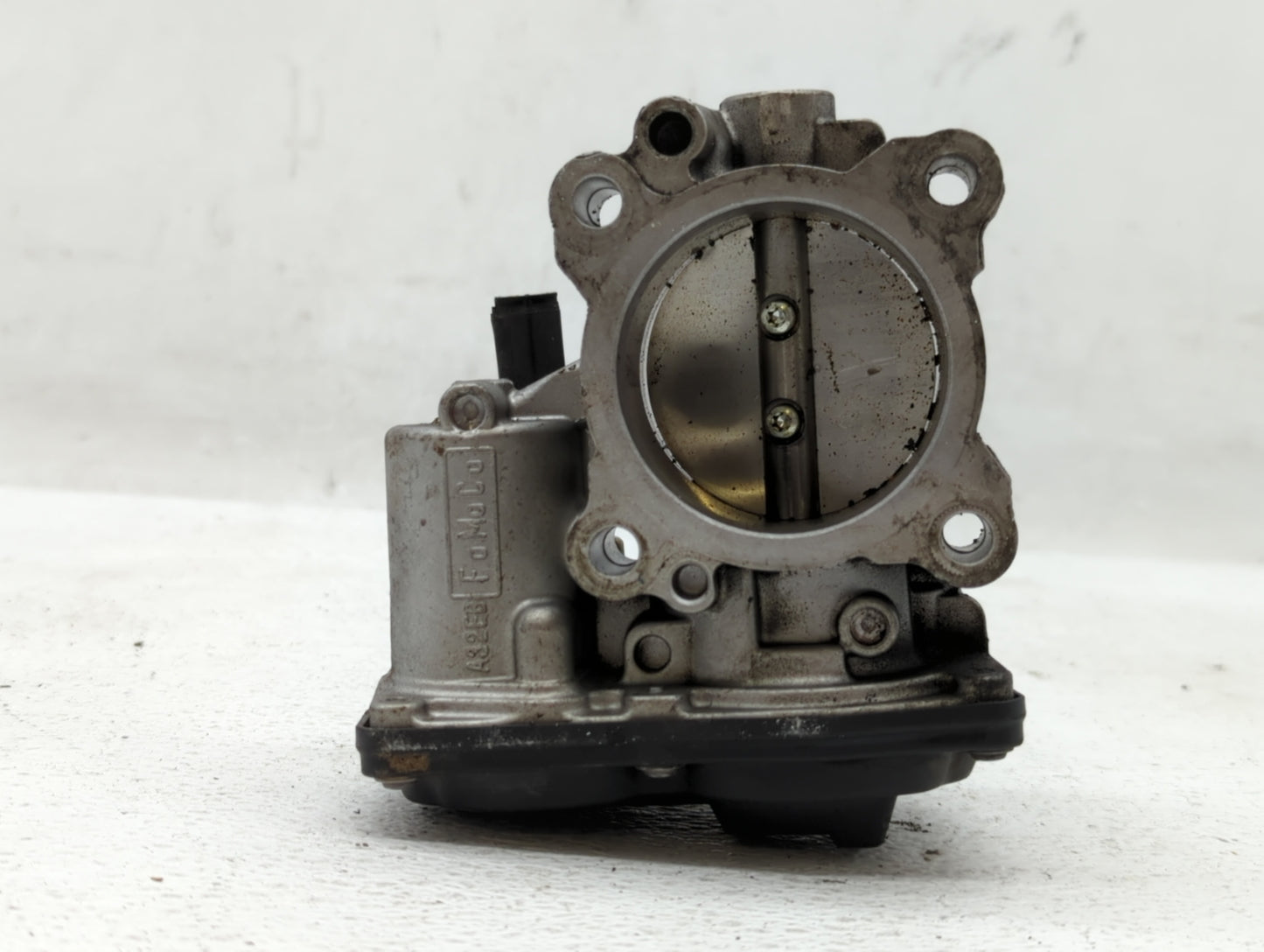 2014-2020 Ford Fusion Throttle Body P/N:DS7G-9F991-BB DS7G-9F991-CA Fits Fits 2014 2015 2016 2017 2018 2019 2020 OEM Used Au