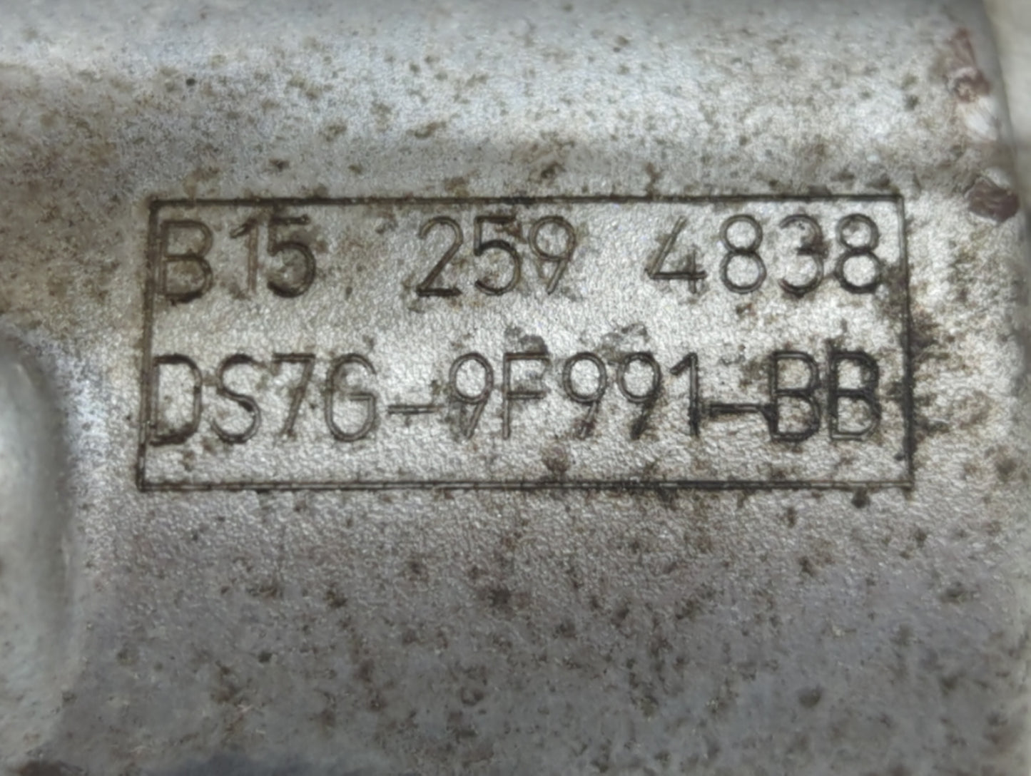2014-2020 Ford Fusion Throttle Body P/N:DS7G-9F991-BB DS7G-9F991-CA Fits Fits 2014 2015 2016 2017 2018 2019 2020 OEM Used Au