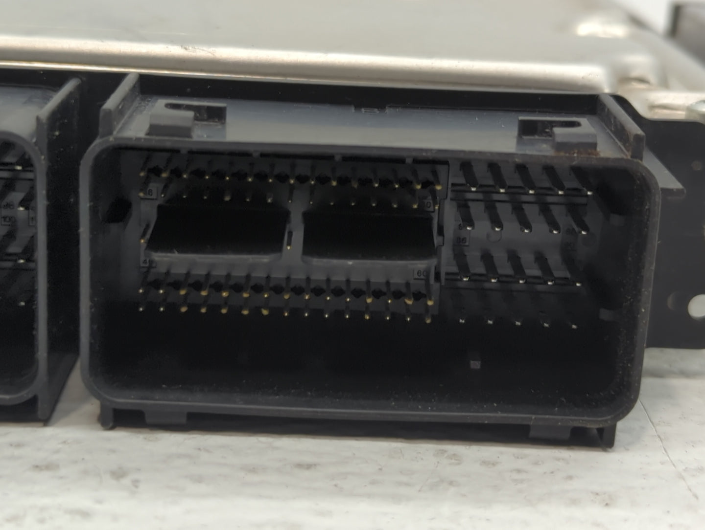 2016 Ford Fusion PCM Engine Control Computer ECU ECM PCU OEM P/N:GS7A-12A560-HC GS7A-12A560-HD, GS7A-12A650-KC Fits OEM Used