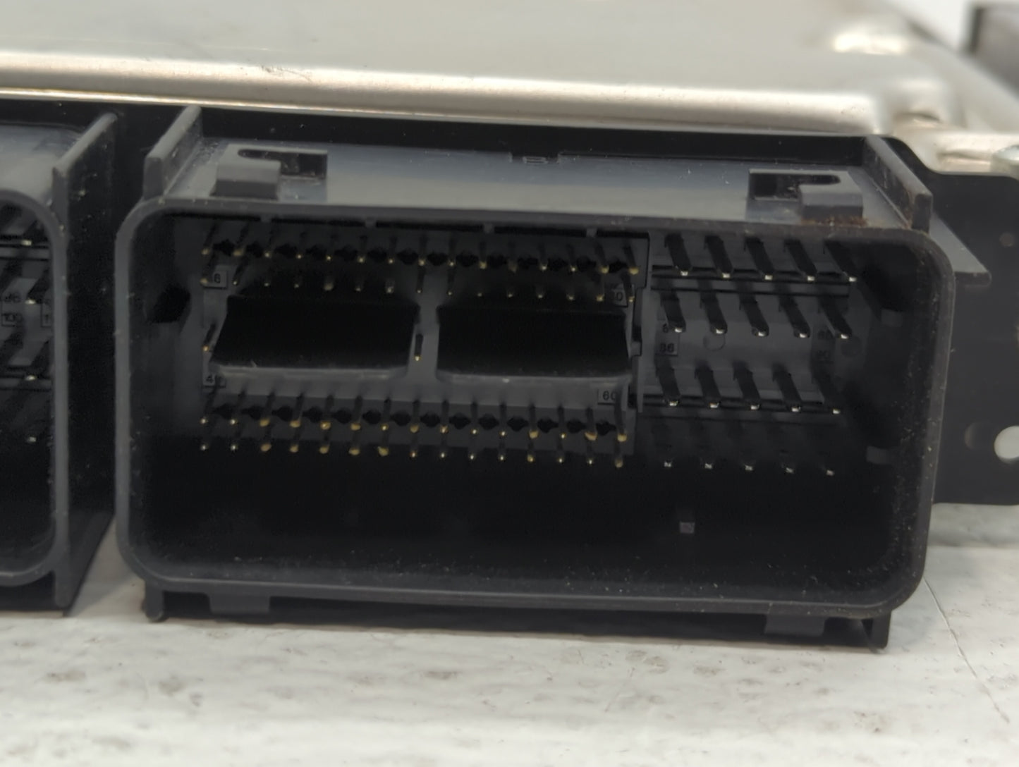 2016 Ford Fusion PCM Engine Control Computer ECU ECM PCU OEM P/N:GS7A-12A560-HC GS7A-12A560-HD, GS7A-12A650-KC Fits OEM Used