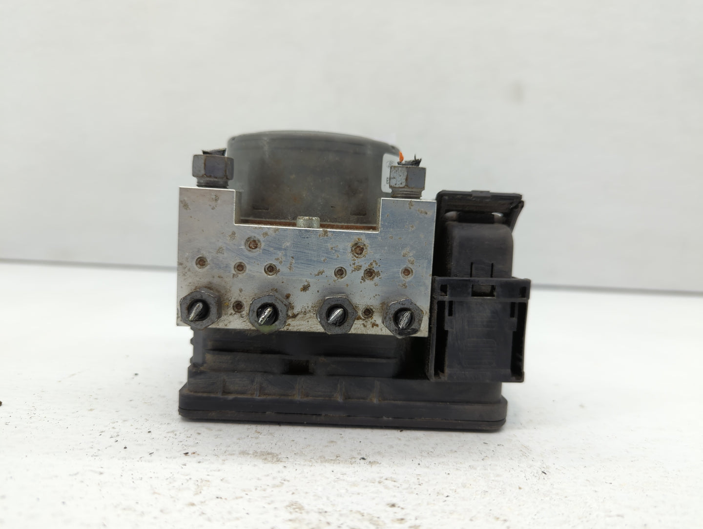 2014-2016 Ford Fusion ABS Pump Control Module Replacement P/N:HG9C-2B373-BH EG9C-2C405-DF Fits Fits 2014 2015 2016 OEM Used 