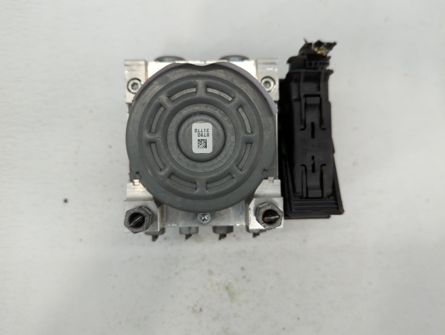 2014-2016 Ford Fusion ABS Pump Control Module Replacement P/N:HG9C-2B373-BH EG9C-2C405-DF Fits Fits 2014 2015 2016 OEM Used 