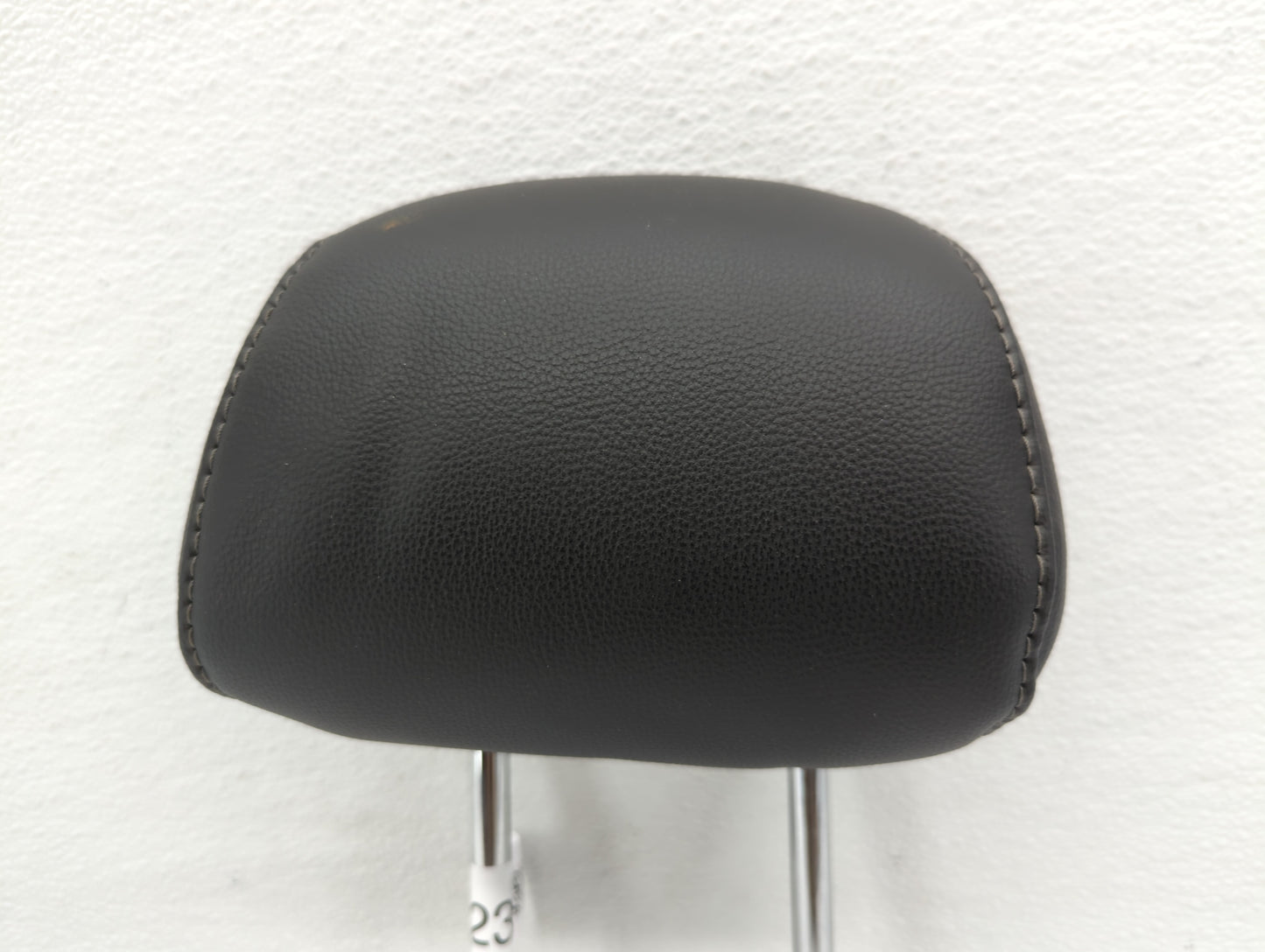 2015-2016 Ford Fusion Headrest Head Rest Rear Seat Black - Oemusedautoparts1.com