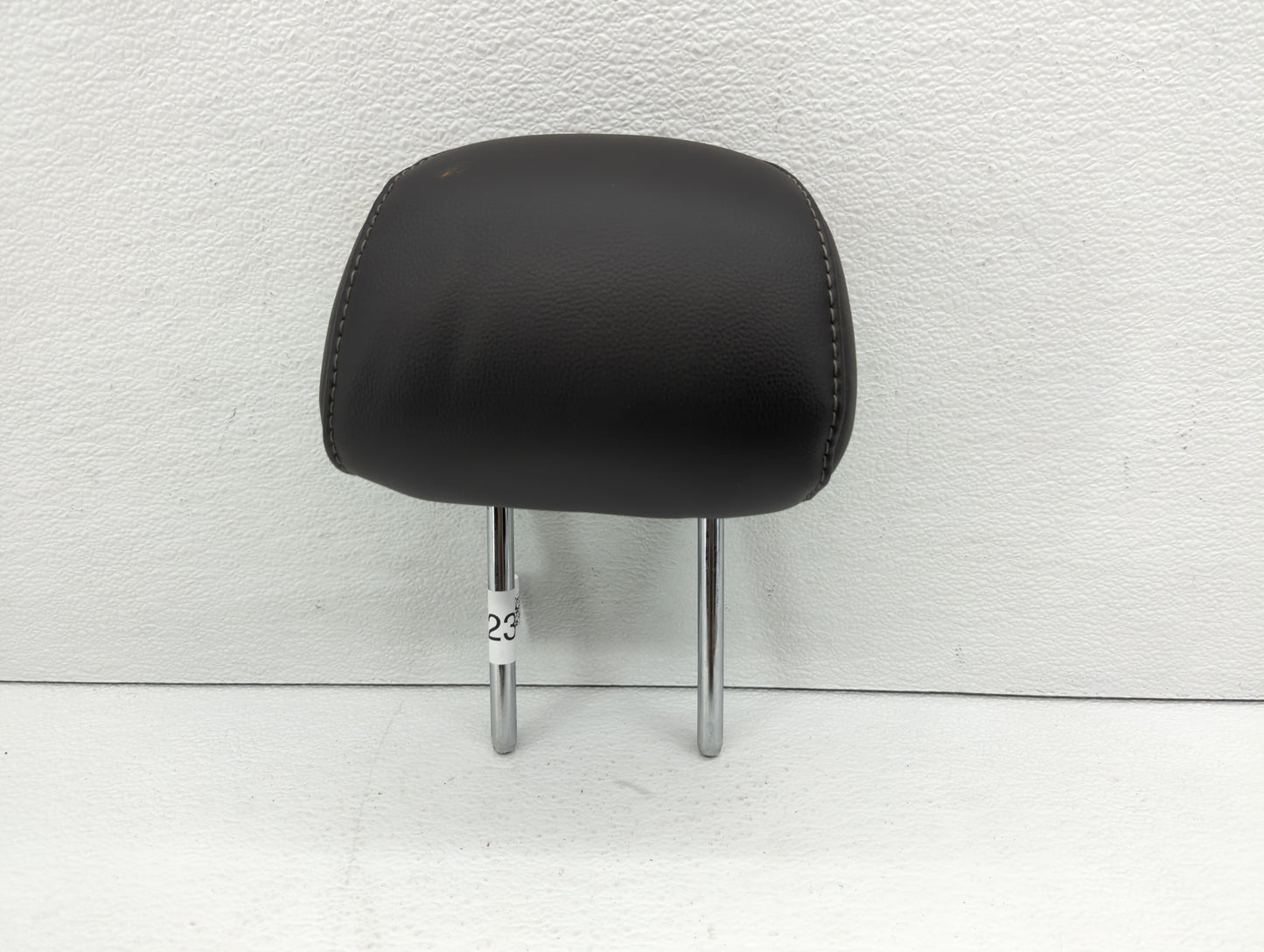 2015-2016 Ford Fusion Headrest Head Rest Rear Seat Black - Oemusedautoparts1.com