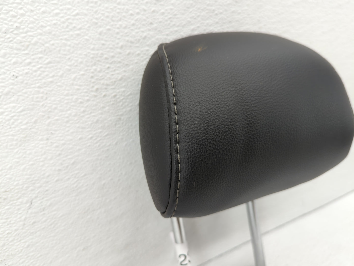 2015-2016 Ford Fusion Headrest Head Rest Rear Seat Black - Oemusedautoparts1.com