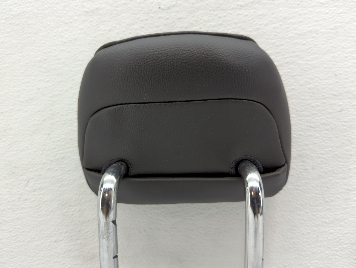 2015-2016 Ford Fusion Headrest Head Rest Rear Seat Black - Oemusedautoparts1.com