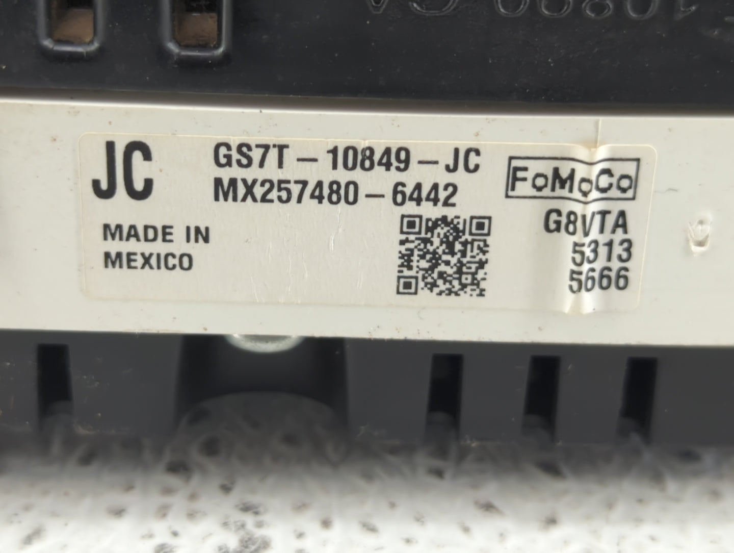 2016 Ford Fusion Instrument Cluster Speedometer Gauges P/N:HS7T-10849-JF GS7T-10849-JB Fits OEM Used Auto Parts - Oemusedaut