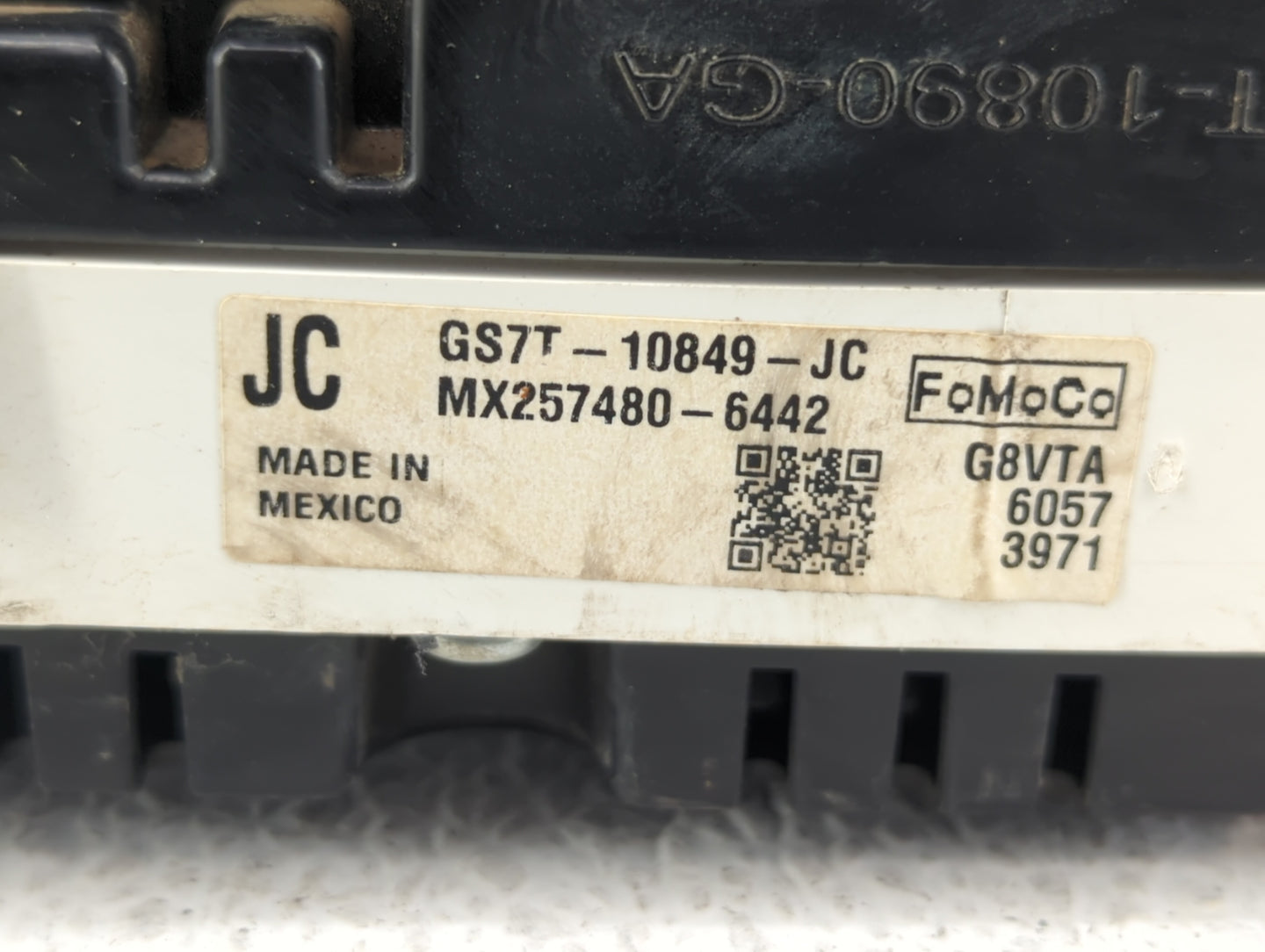 2016 Ford Fusion Instrument Cluster Speedometer Gauges P/N:HS7T-10849-JF, GS7T-10849-JB Fits OEM Used Auto Parts - Oemusedau