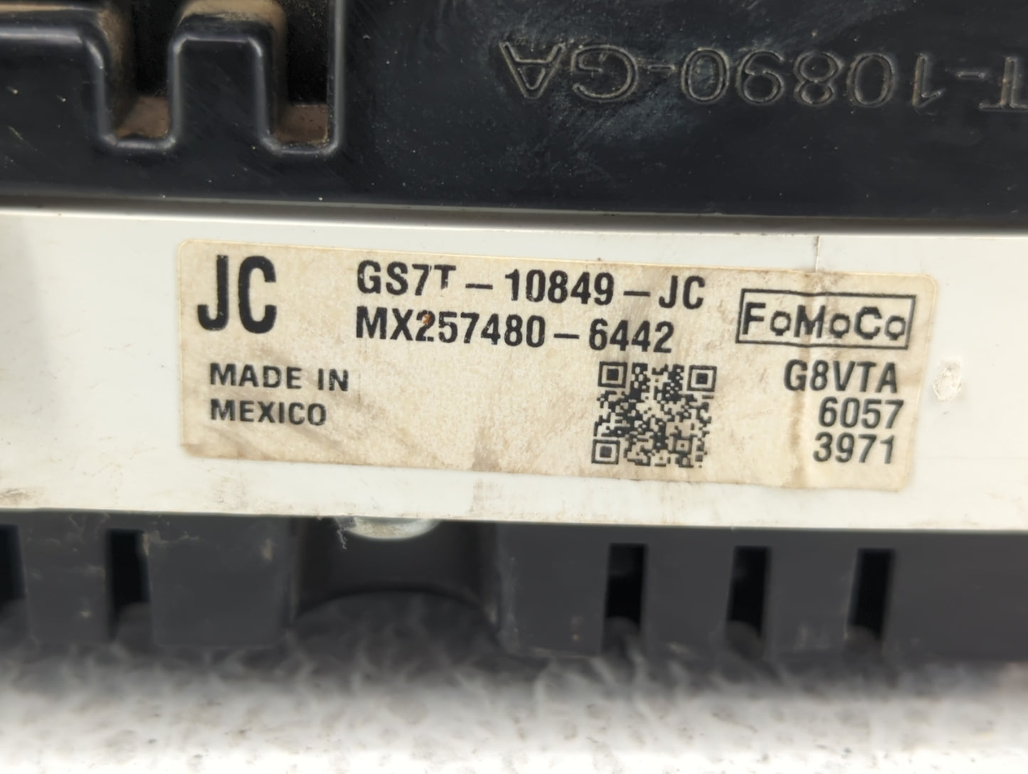 2016 Ford Fusion Instrument Cluster Speedometer Gauges P/N:HS7T-10849-JF, GS7T-10849-JB Fits OEM Used Auto Parts - Oemusedau
