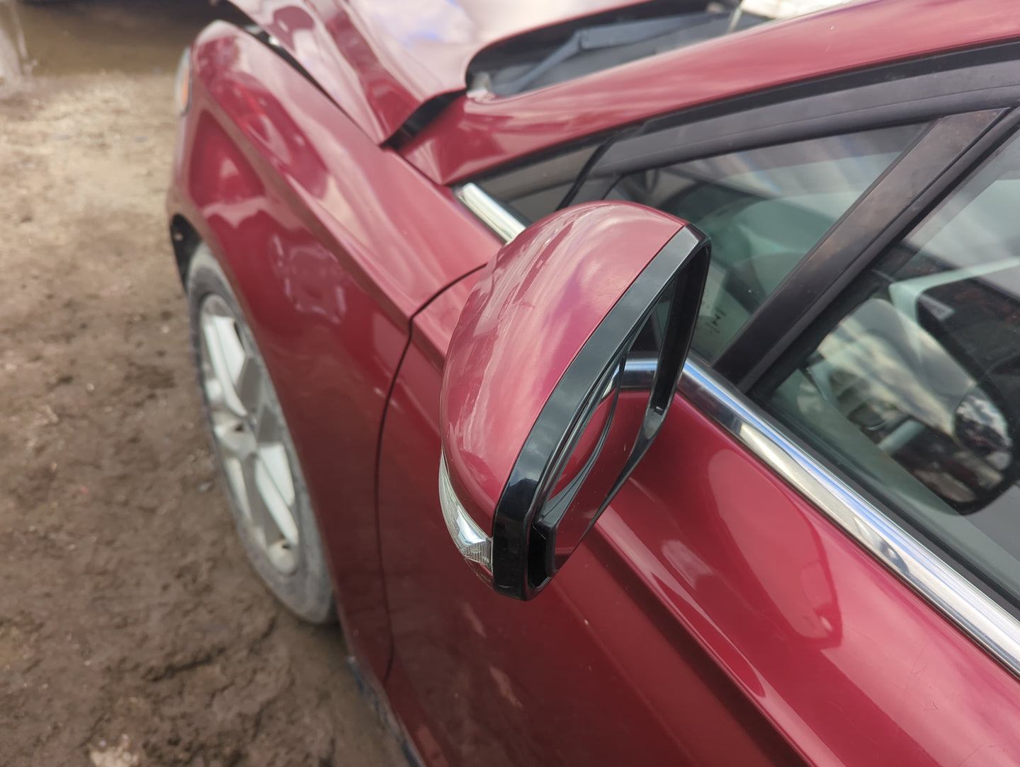 2015-2017 Ford Fusion Driver Side View Mirror - Left Door Mirror OEM Used - Oemusedautoparts1.com
