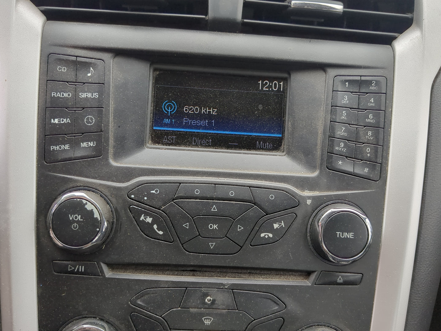 2015-2016 Ford Fusion Radio AM FM Cd Player Receiver Replacement Fits Fits 2015 2016 OEM Used Auto Parts - Oemusedautoparts1