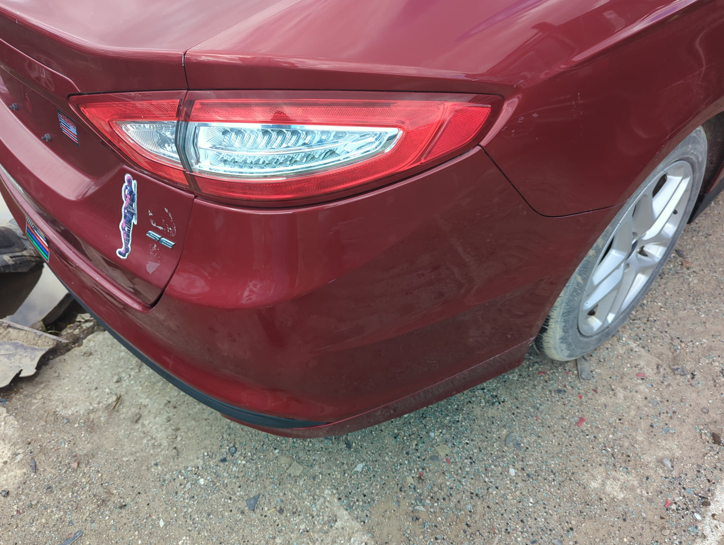 2013-2018 Ford Fusion Rear Bumper Assembly Oem - Oemusedautoparts1.com