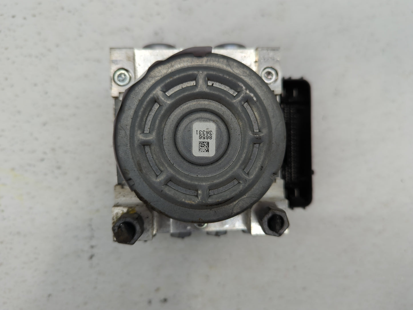 2014-2016 Ford Fusion ABS Pump Control Module Replacement P/N:EG9C-2C405-AC EG9C-2C405-AG Fits Fits 2014 2015 2016 OEM Used 