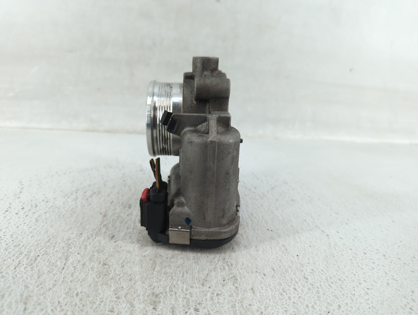 2014-2020 Ford Fusion Throttle Body P/N:DS7E-9F991-BB Fits Fits 2014 2015 2016 2017 2018 2019 2020 2021 2022 OEM Used Auto P