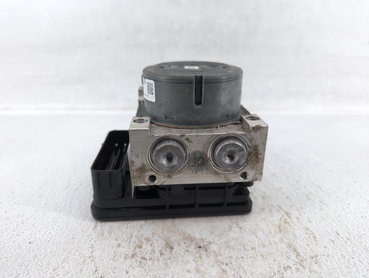 2014-2016 Ford Fusion ABS Pump Control Module Replacement P/N:DG9C-2C405-D EG9C-2C405-AG Fits Fits 2014 2015 2016 OEM Used A
