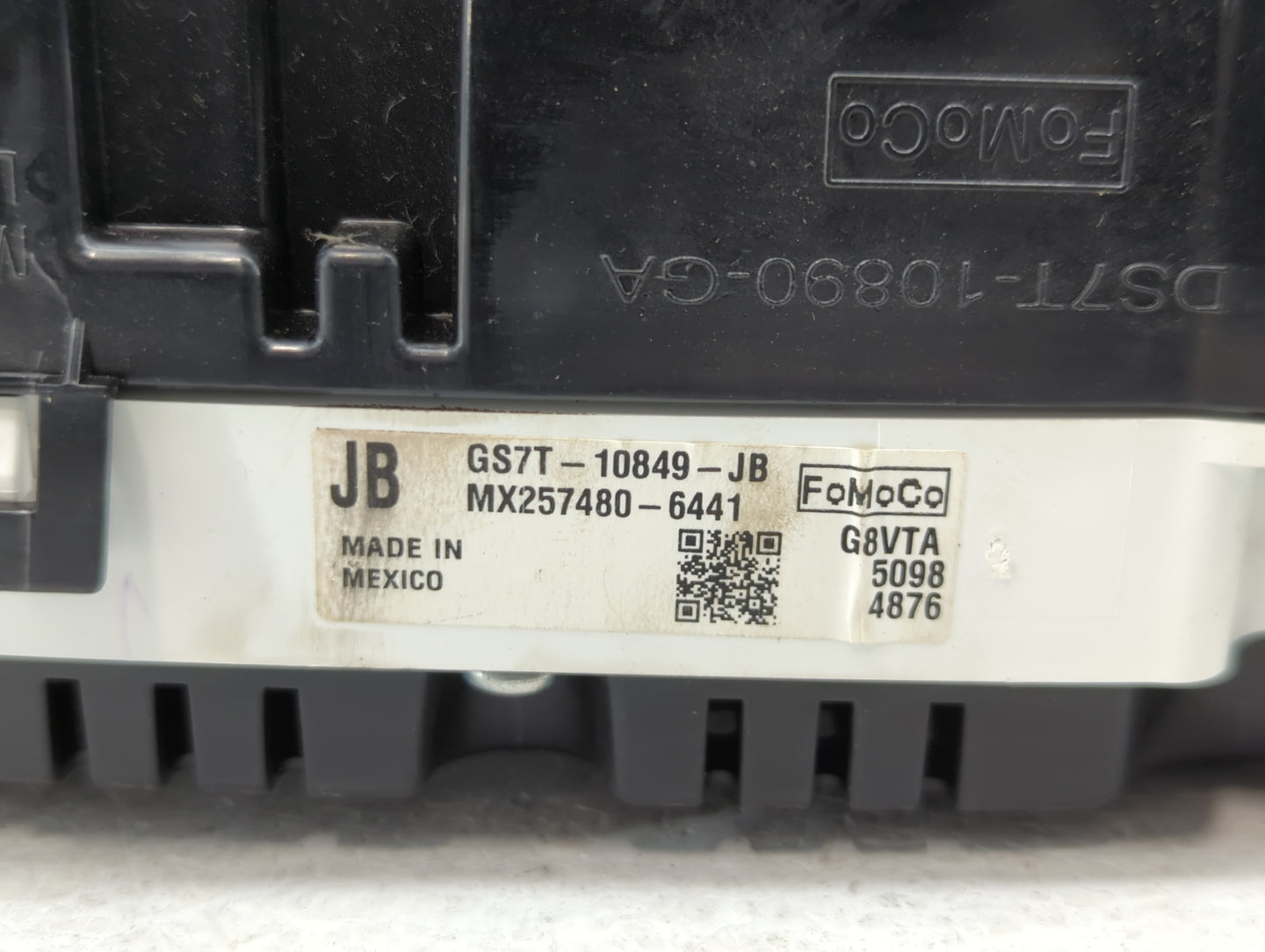2016 Ford Fusion Instrument Cluster Speedometer Gauges P/N:GS7T-10849-JC GS7T-10849-JB Fits OEM Used Auto Parts - Oemusedaut