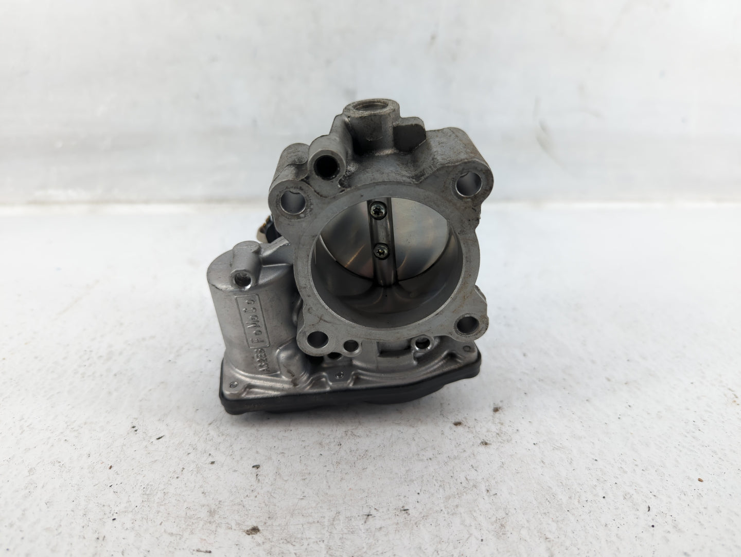 2014-2020 Ford Fusion Throttle Body P/N:DS7G-9F991-BB Fits Fits 2014 2015 2016 2017 2018 2019 2020 OEM Used Auto Parts - Oem