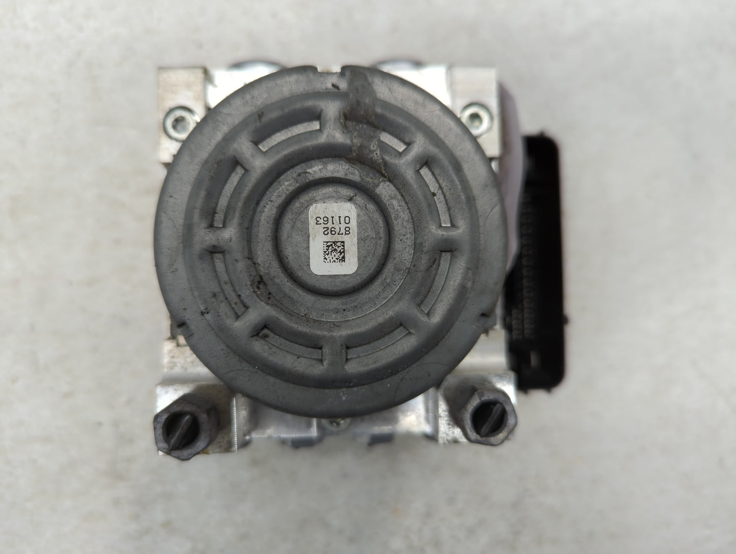 2014-2016 Ford Fusion ABS Pump Control Module Replacement P/N:EG9C-2C405-DF Fits Fits 2014 2015 2016 OEM Used Auto Parts - O