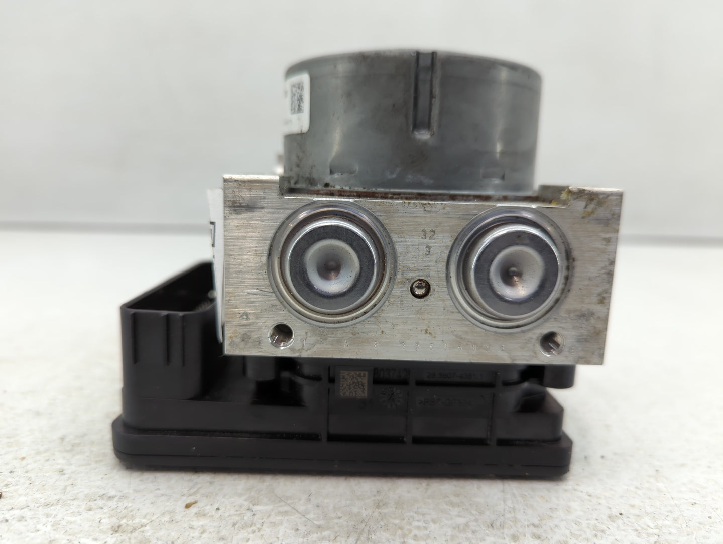 2014-2016 Ford Fusion ABS Pump Control Module Replacement P/N:EG9C-2C405-DF Fits Fits 2014 2015 2016 OEM Used Auto Parts - O
