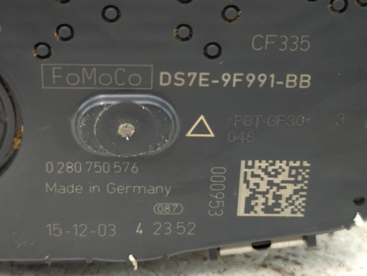 2014-2020 Ford Fusion Throttle Body P/N:DS7E-9F991-BB Fits Fits 2014 2015 2016 2017 2018 2019 2020 2021 2022 OEM Used Auto P