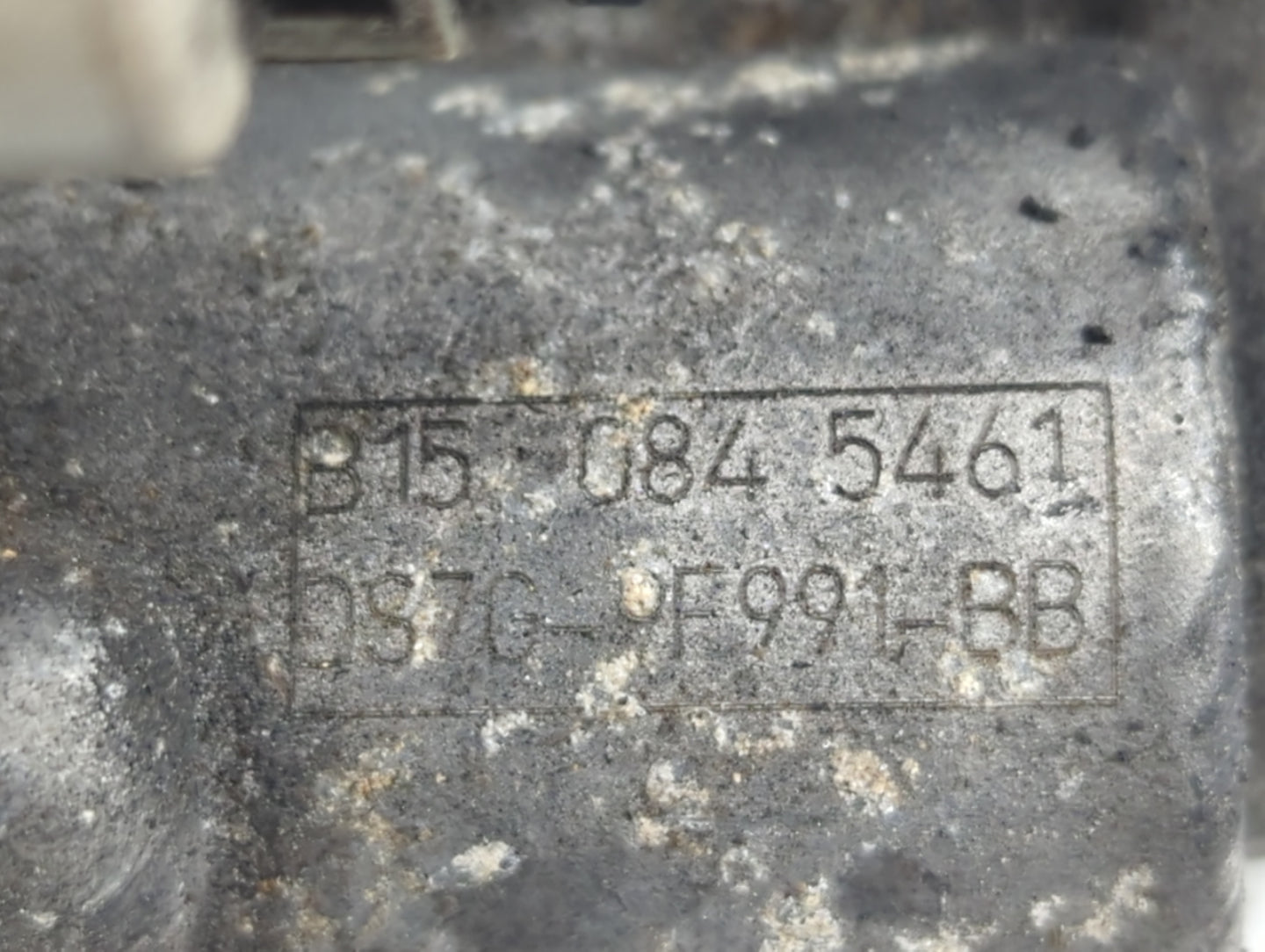 2014-2020 Ford Fusion Throttle Body P/N:DS7G-9F991-BB Fits Fits 2014 2015 2016 2017 2018 2019 2020 OEM Used Auto Parts - Oem