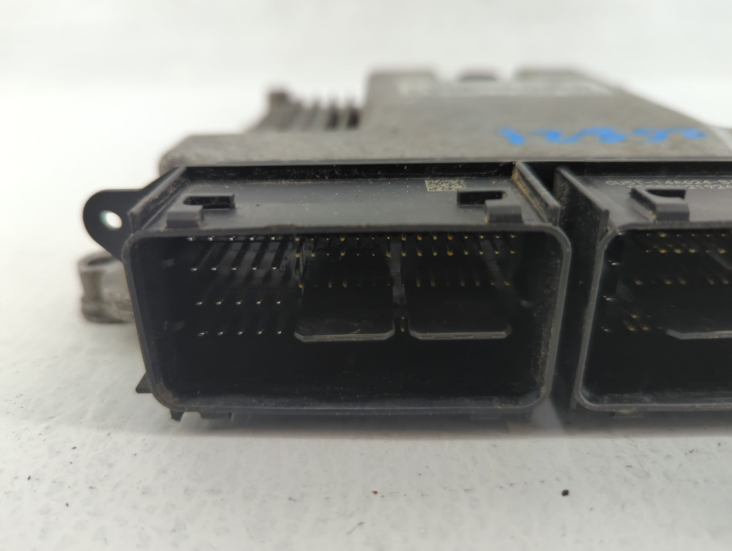 2014-2016 Ford Fusion PCM Engine Control Computer ECU ECM PCU OEM P/N:ES7A-12A650-DFC Fits Fits 2014 2015 2016 OEM Used Auto