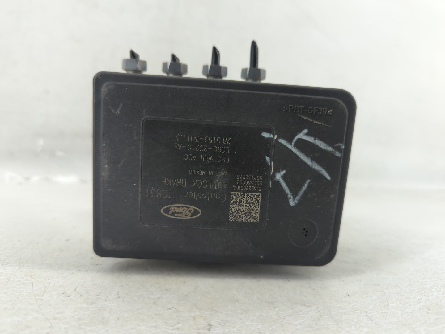 2014-2016 Ford Fusion ABS Pump Control Module Replacement P/N:EG9C-2C405-DF Fits Fits 2014 2015 2016 OEM Used Auto Parts - O