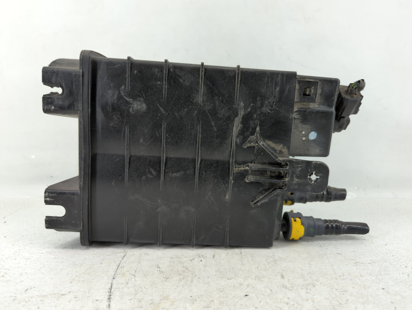 2016 Ford Fusion Fuel Vapor Charcoal Canister - Oemusedautoparts1.com