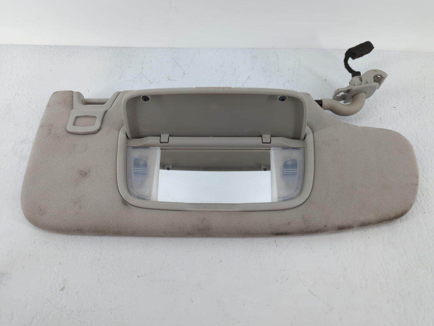 2015-2016 Ford Fusion Sun Visor Shade Replacement Passenger Right Mirror Fits Fits 2015 2016 OEM Used Auto Parts - Oemusedau