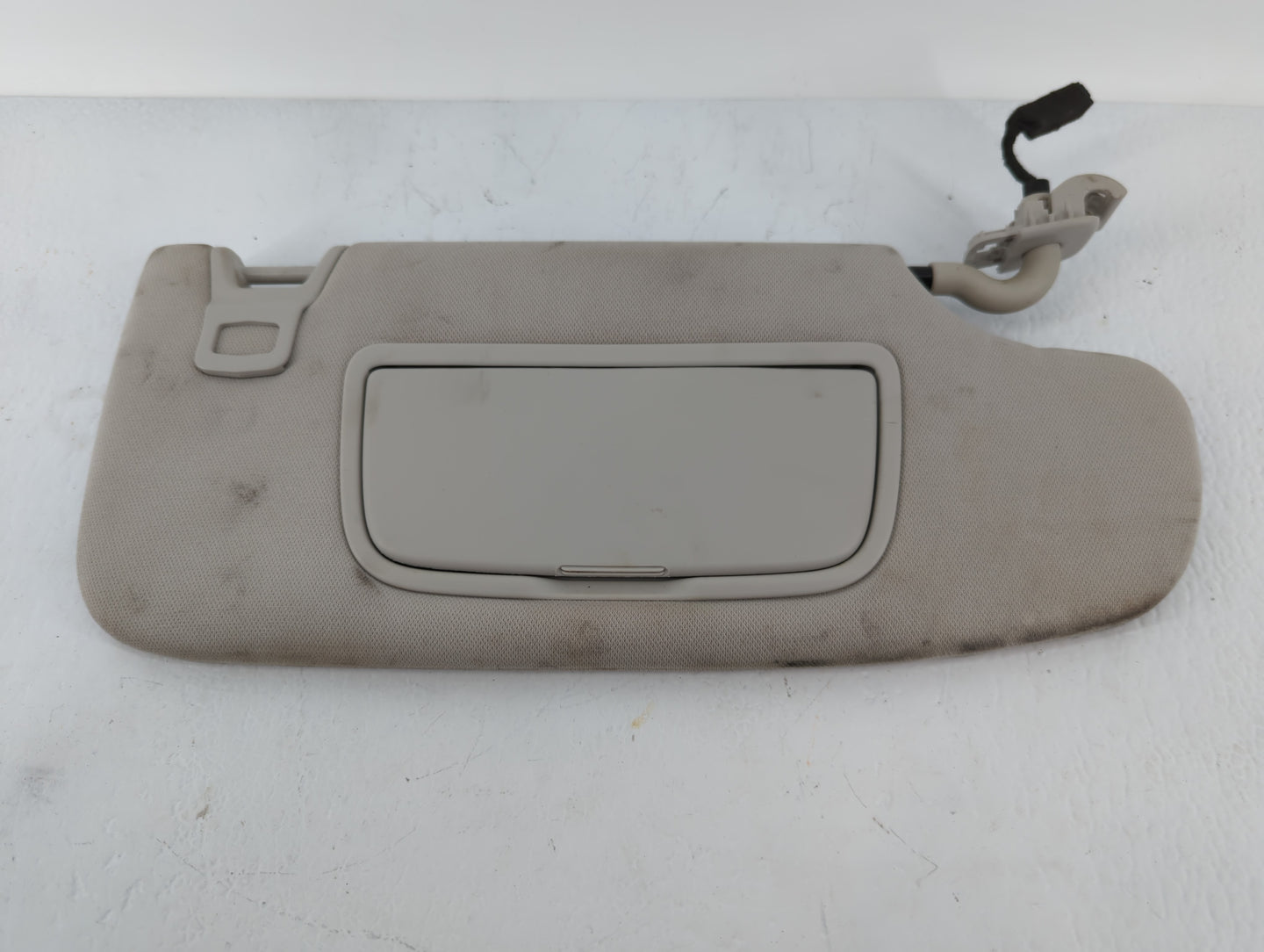 2015-2016 Ford Fusion Sun Visor Shade Replacement Passenger Right Mirror Fits Fits 2015 2016 OEM Used Auto Parts - Oemusedau
