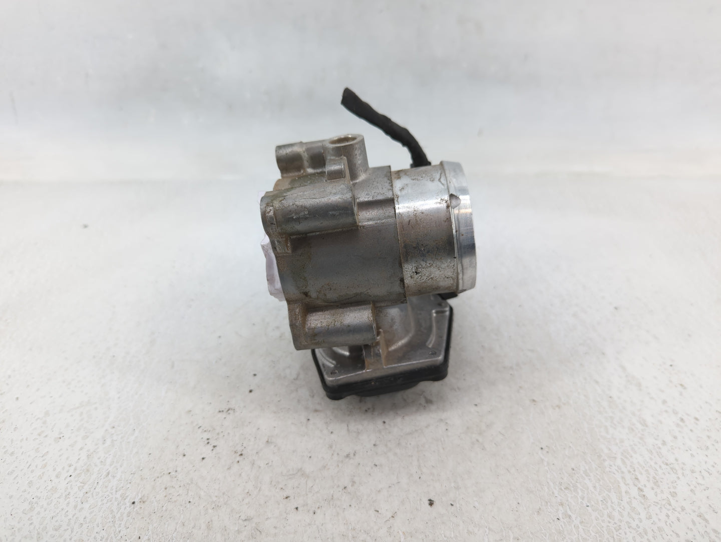 2014-2020 Ford Fusion Throttle Body P/N:DS7G-9F991-BB DS7G-9F991-CA Fits Fits 2014 2015 2016 2017 2018 2019 2020 OEM Used Au