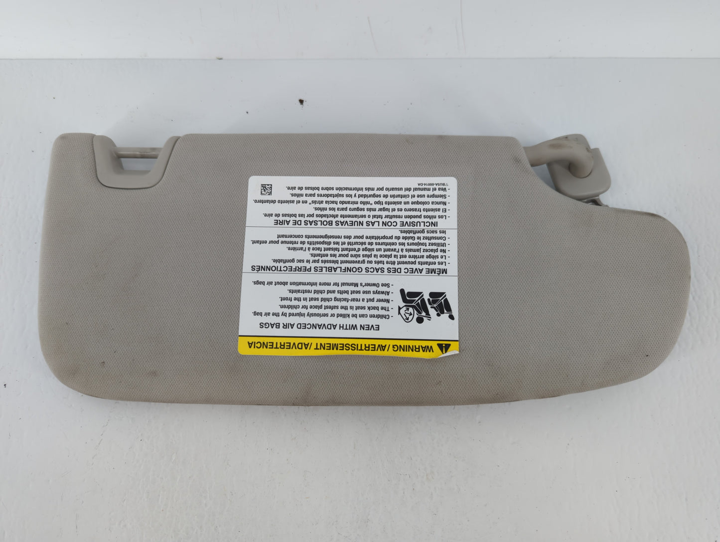 2015-2016 Ford Fusion Sun Visor Shade Replacement Driver Left Mirror Fits Fits 2015 2016 OEM Used Auto Parts - Oemusedautopa