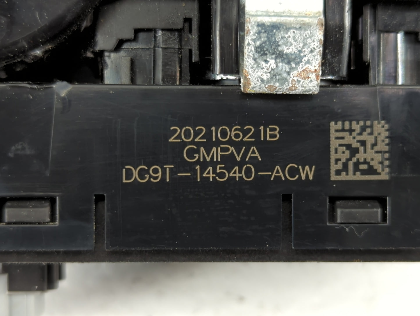 2013-2020 Ford Fusion Master Power Window Switch Replacement Driver Side Left P/N:DG9T-14540-ACW Fits OEM Used Auto Parts - 