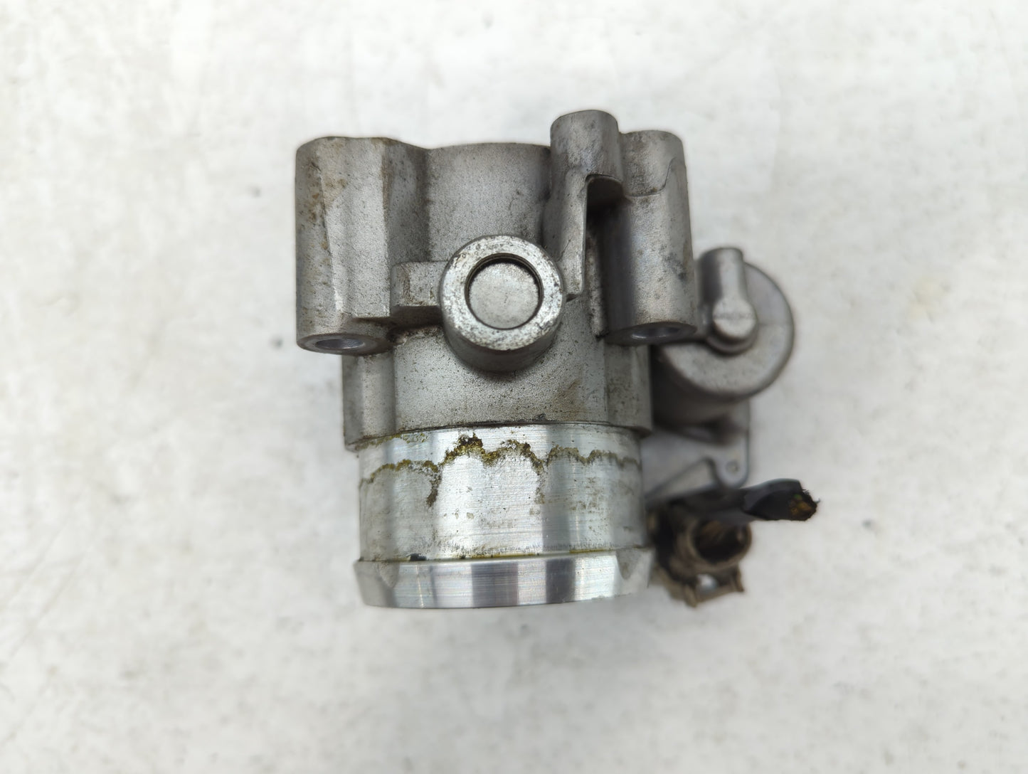 2014-2020 Ford Fusion Throttle Body P/N:B15 191 4099 DS7G-9F991-BB Fits Fits 2014 2015 2016 2017 2018 2019 2020 OEM Used Aut