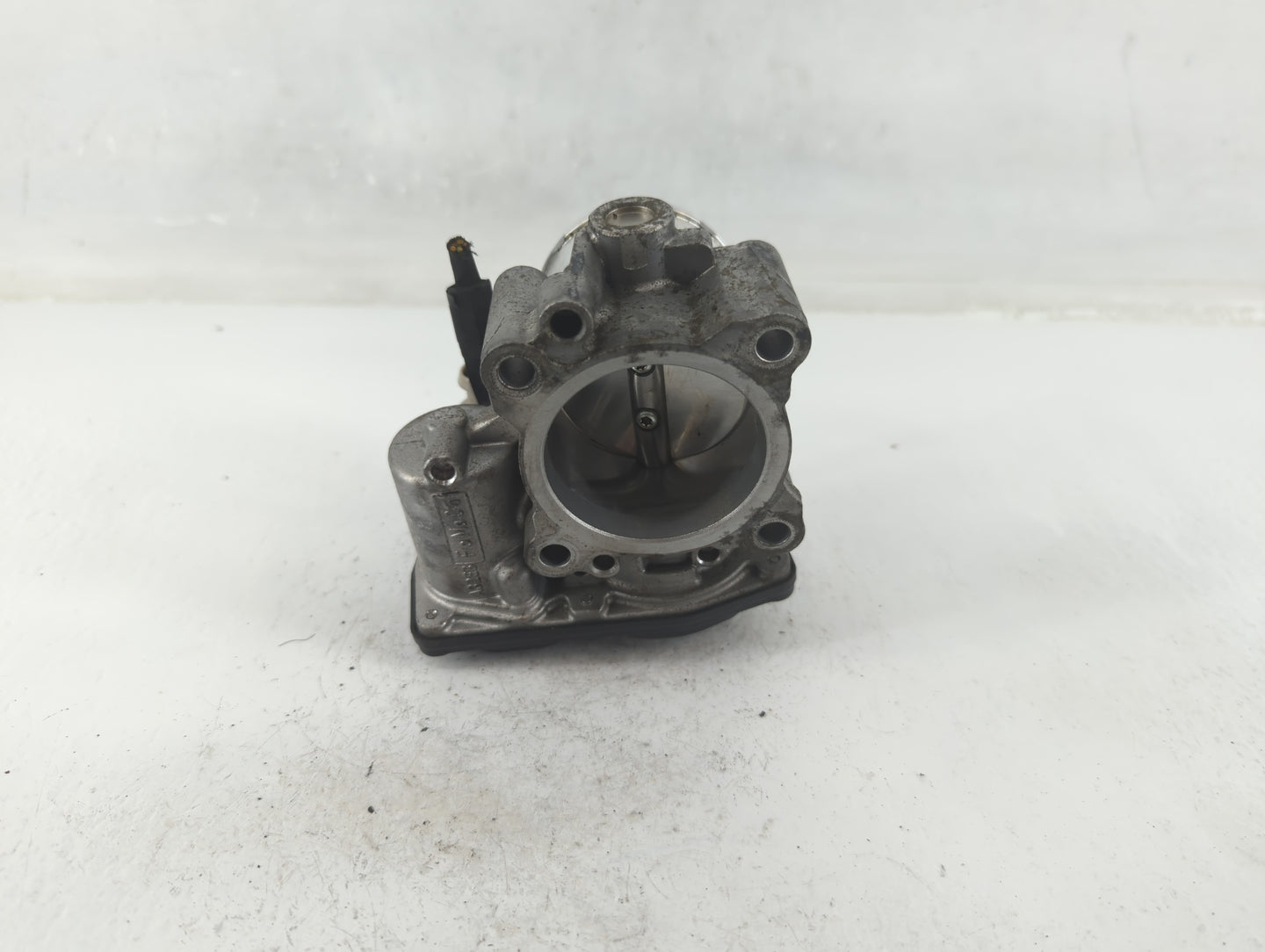 2014-2020 Ford Fusion Throttle Body P/N:B15 320 4177 DS7G-9F991-BB Fits Fits 2014 2015 2016 2017 2018 2019 2020 OEM Used Aut