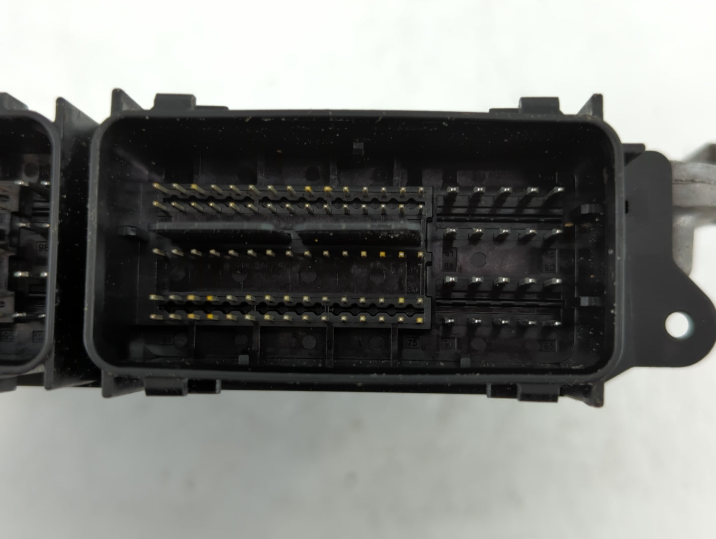 2016 Ford Fusion PCM Engine Control Computer ECU ECM PCU OEM P/N:FJ5A-12B684-AA GS7A-12A650-LD Fits OEM Used Auto Parts - Oe
