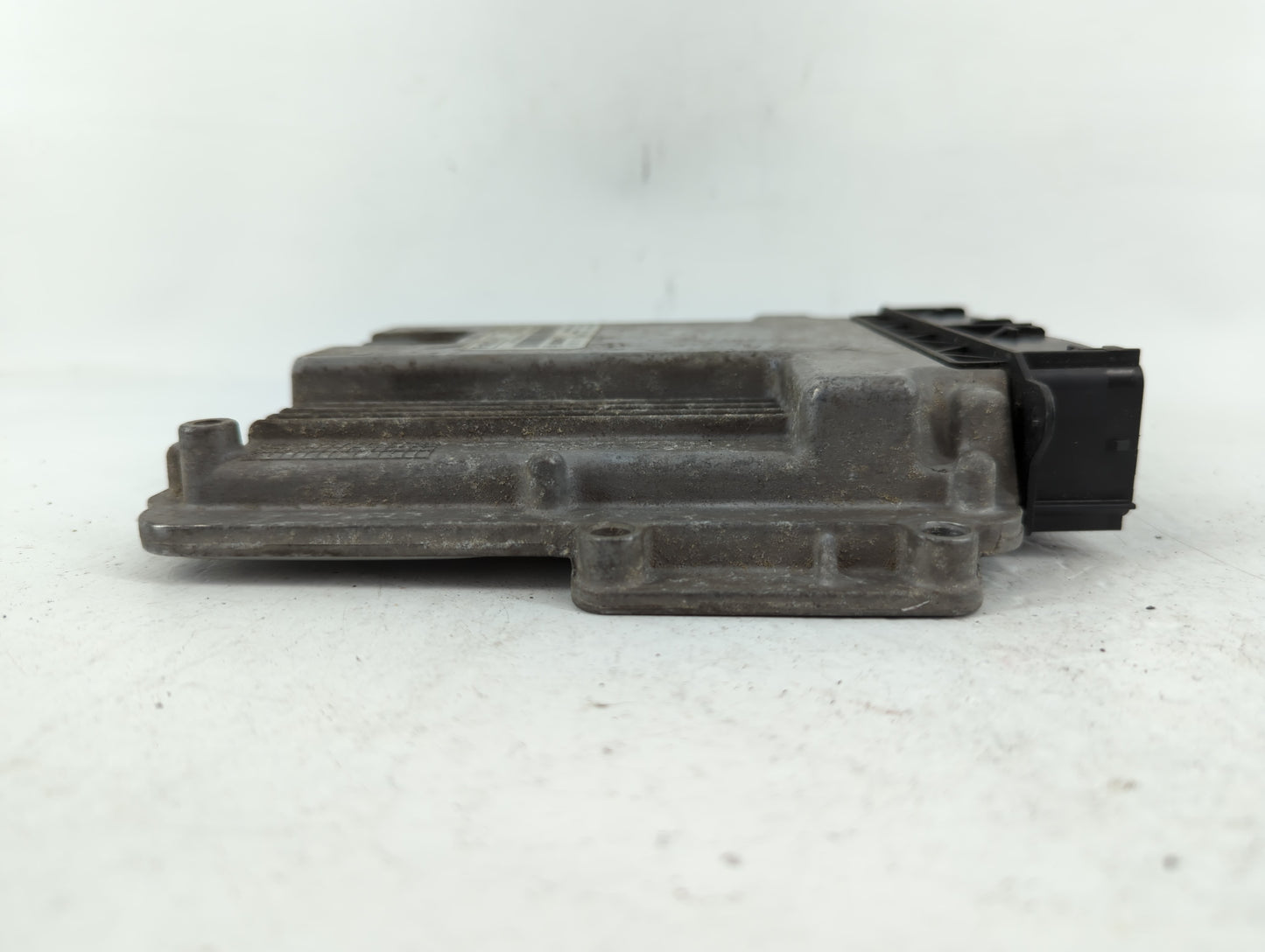 2016 Ford Fusion PCM Engine Control Computer ECU ECM PCU OEM P/N:FJ5A-12B684-AA GS7A-12A650-LD Fits OEM Used Auto Parts - Oe