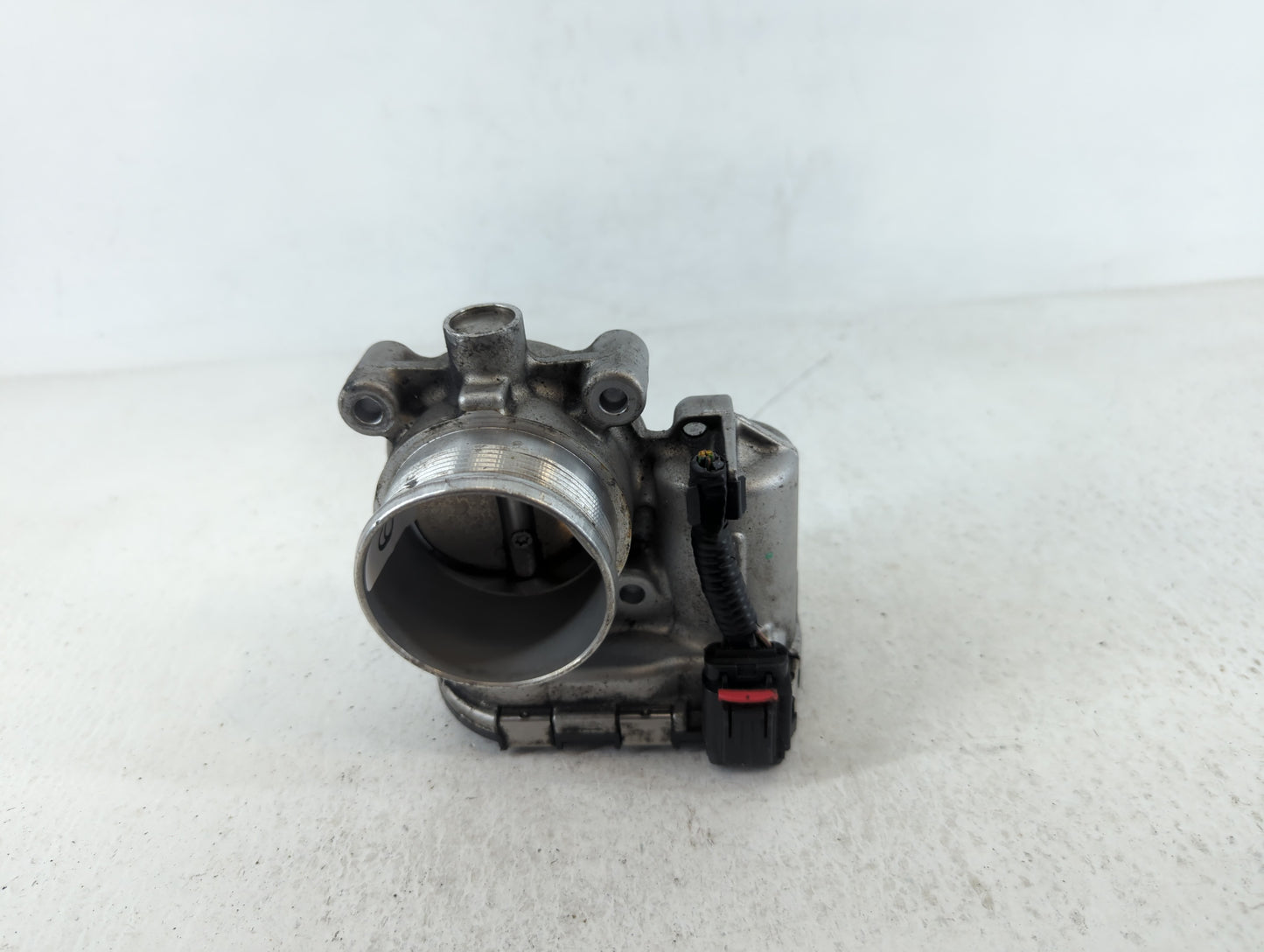 2014-2020 Ford Fusion Throttle Body P/N:DS7E-9F991-BB Fits Fits 2014 2015 2016 2017 2018 2019 2020 2021 2022 OEM Used Auto P