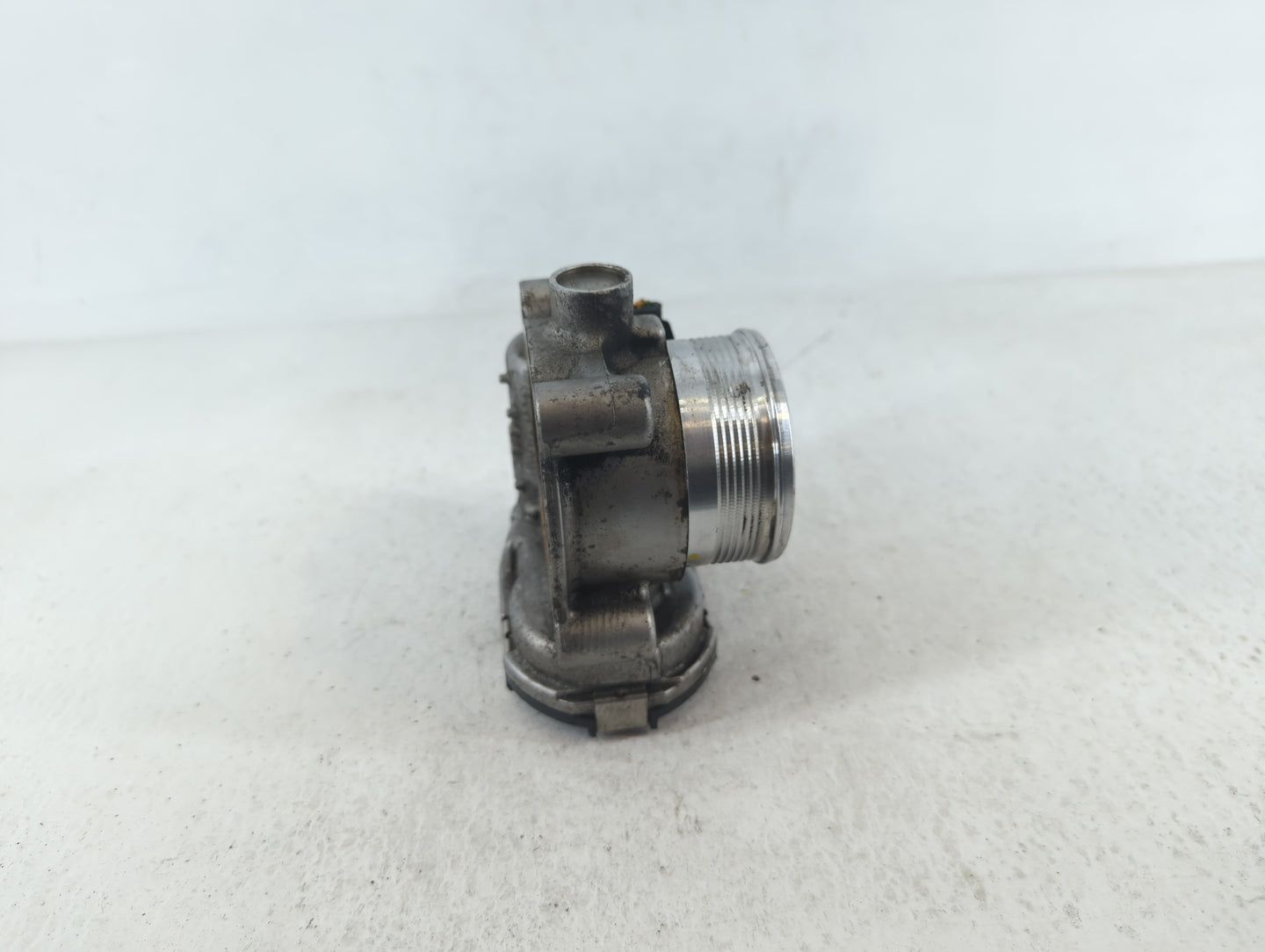 2014-2020 Ford Fusion Throttle Body P/N:DS7E-9F991-BB Fits Fits 2014 2015 2016 2017 2018 2019 2020 2021 2022 OEM Used Auto P