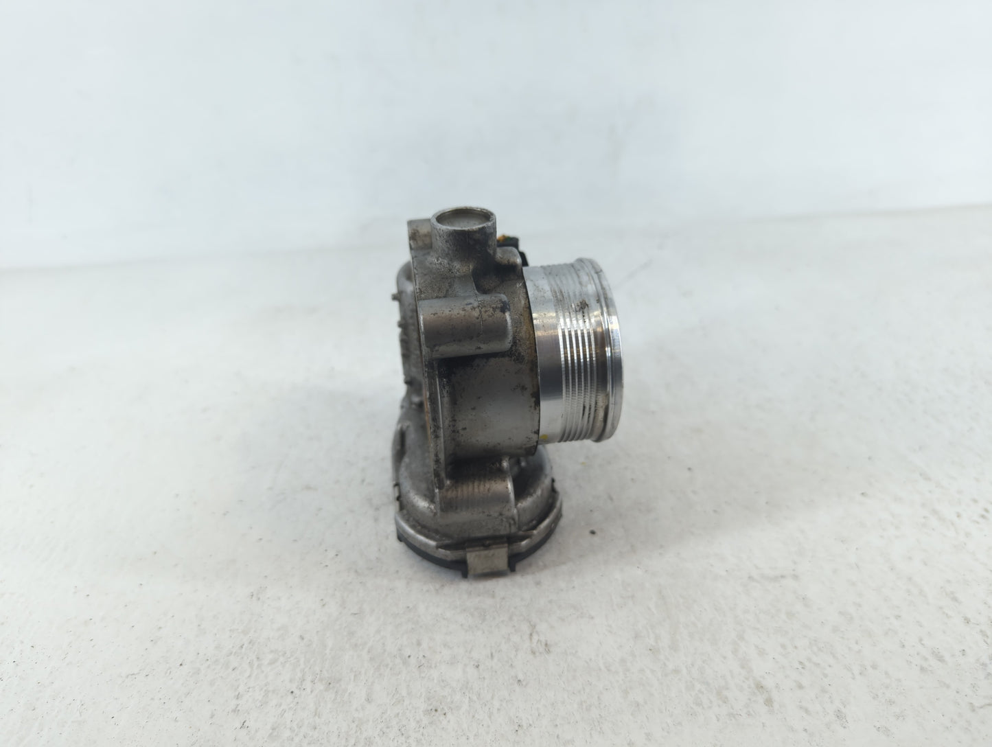 2014-2020 Ford Fusion Throttle Body P/N:DS7E-9F991-BB Fits Fits 2014 2015 2016 2017 2018 2019 2020 2021 2022 OEM Used Auto P