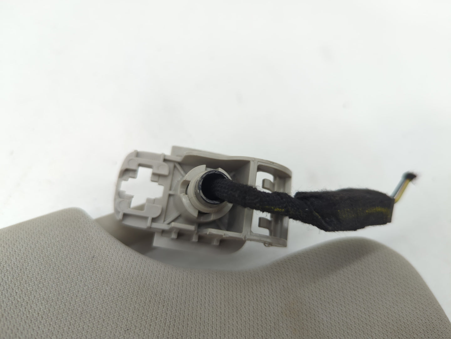 2015-2016 Ford Fusion Sun Visor Shade Replacement Passenger Right Mirror Fits Fits 2015 2016 OEM Used Auto Parts - Oemusedau