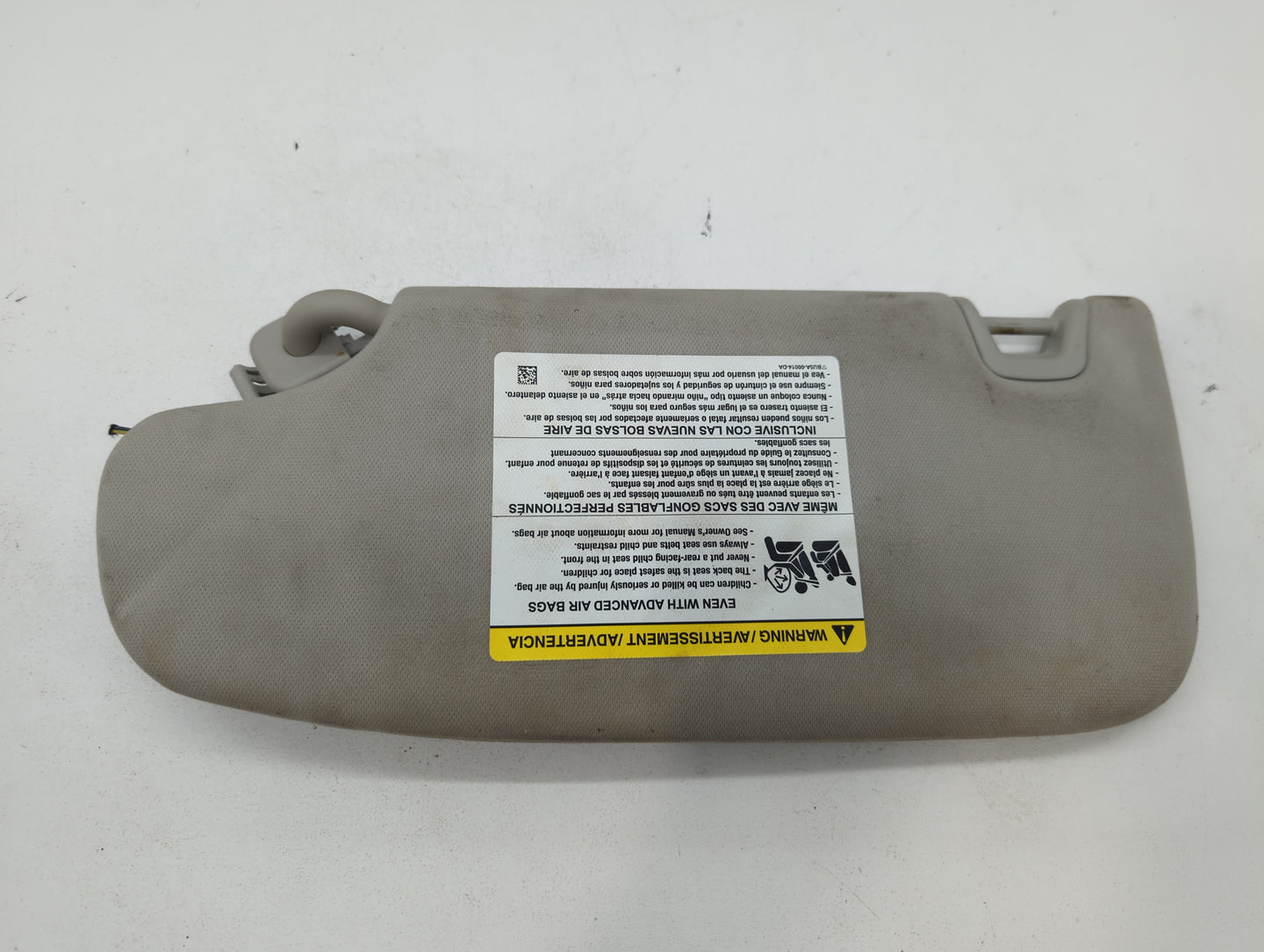 2015-2016 Ford Fusion Sun Visor Shade Replacement Passenger Right Mirror Fits Fits 2015 2016 OEM Used Auto Parts - Oemusedau