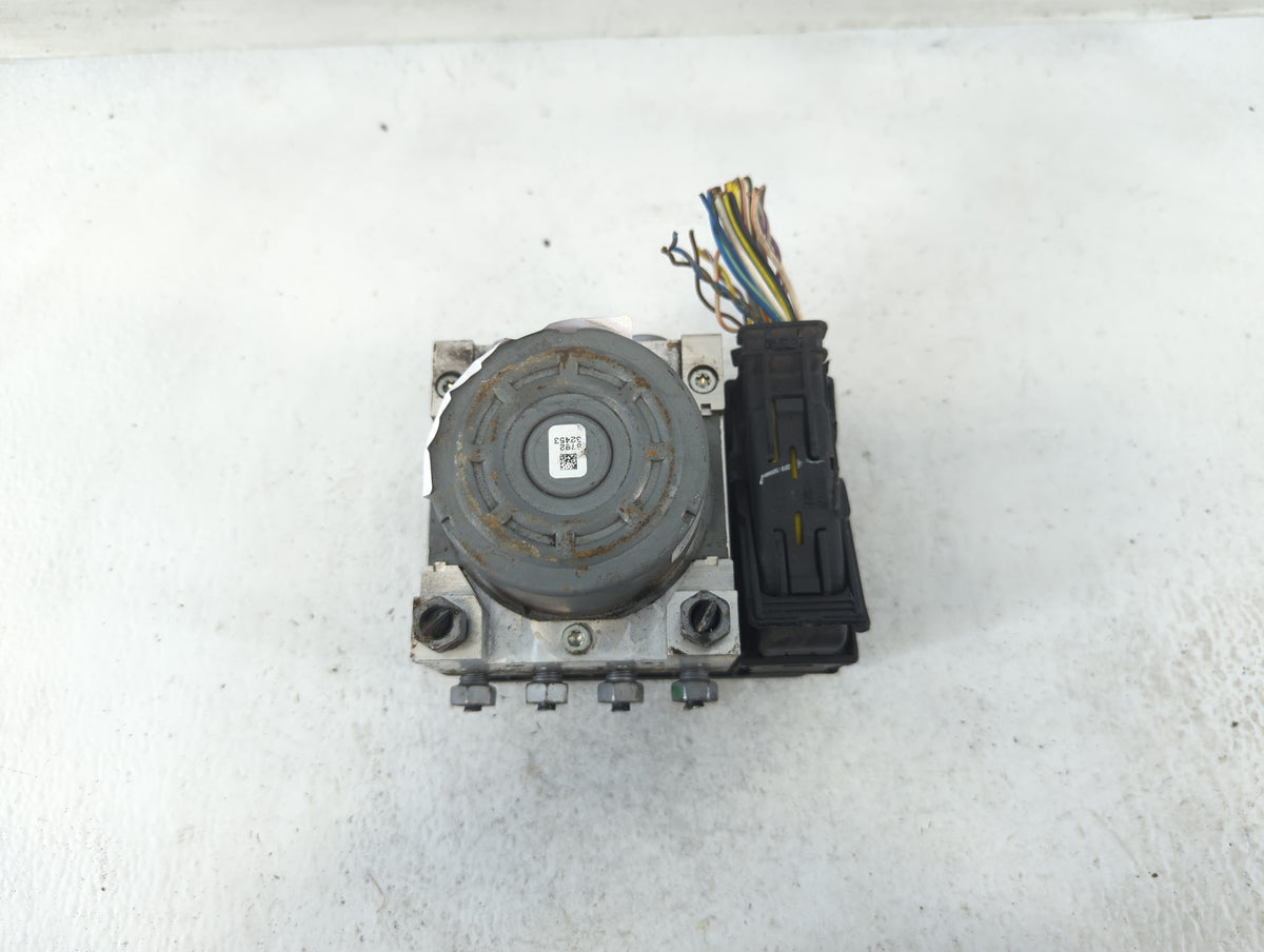 2014-2016 Ford Fusion Anti-Lock Brake ABS Pump Module Actuator OEM P/N:EG9C-2C405-DF Fits Fits 2014 2015 2016 OEM Used Auto 