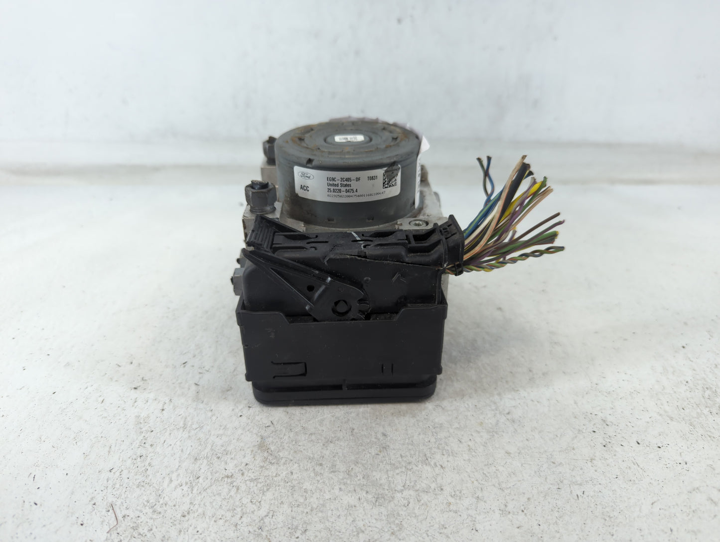 2014-2016 Ford Fusion ABS Pump Control Module Replacement P/N:EG9C-2C405-DF Fits Fits 2014 2015 2016 OEM Used Auto Parts - O