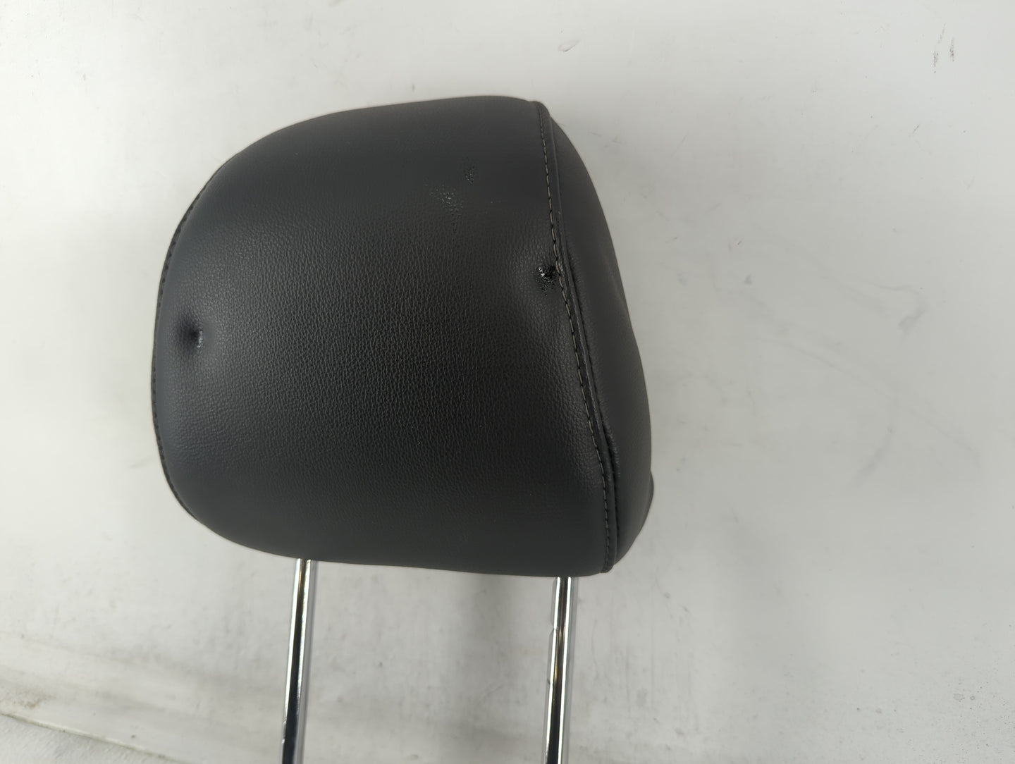 2013-2016 Ford Fusion Headrest Head Rest Rear Seat Black - Oemusedautoparts1.com