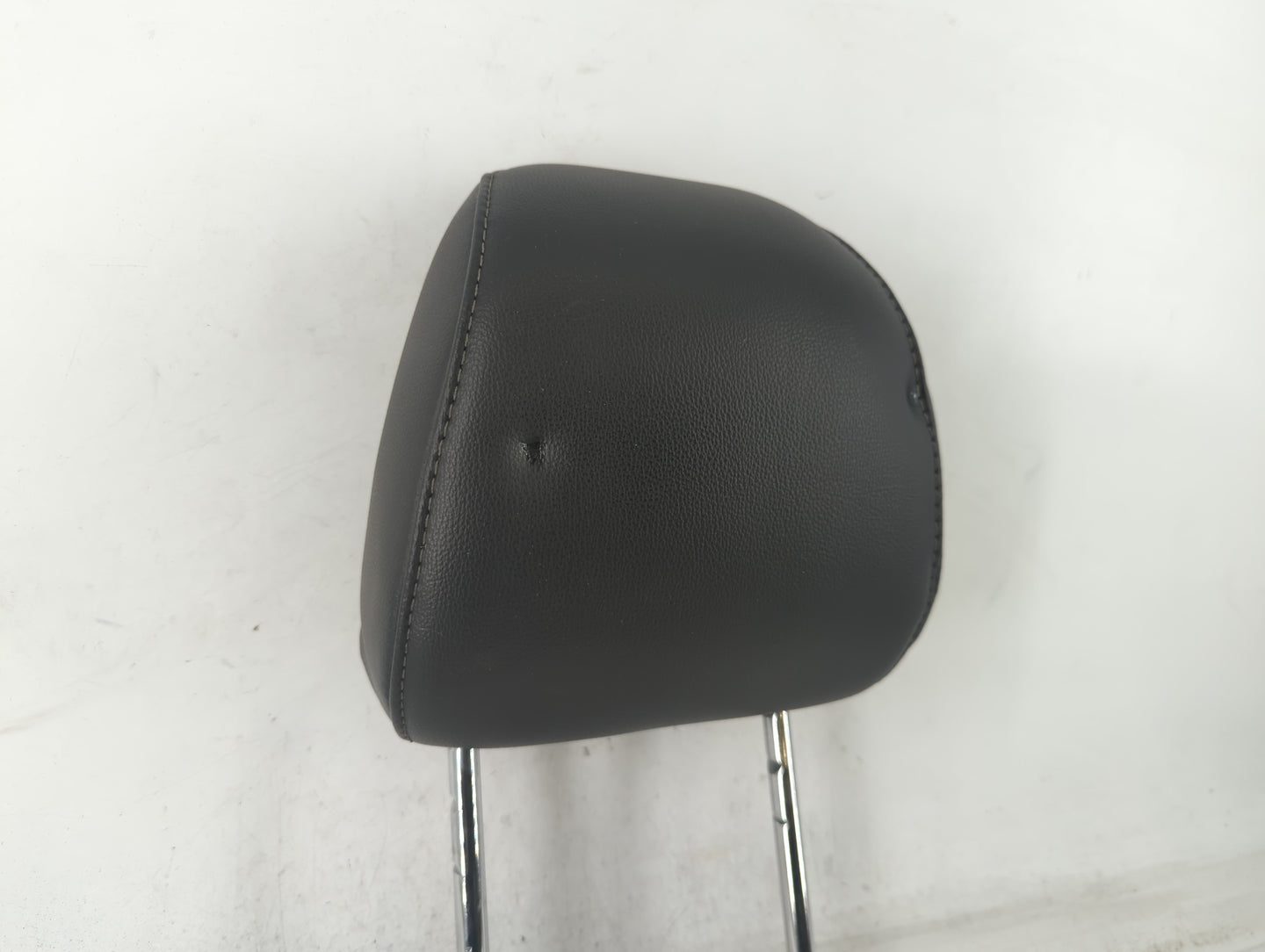 2013-2016 Ford Fusion Headrest Head Rest Rear Seat Black - Oemusedautoparts1.com