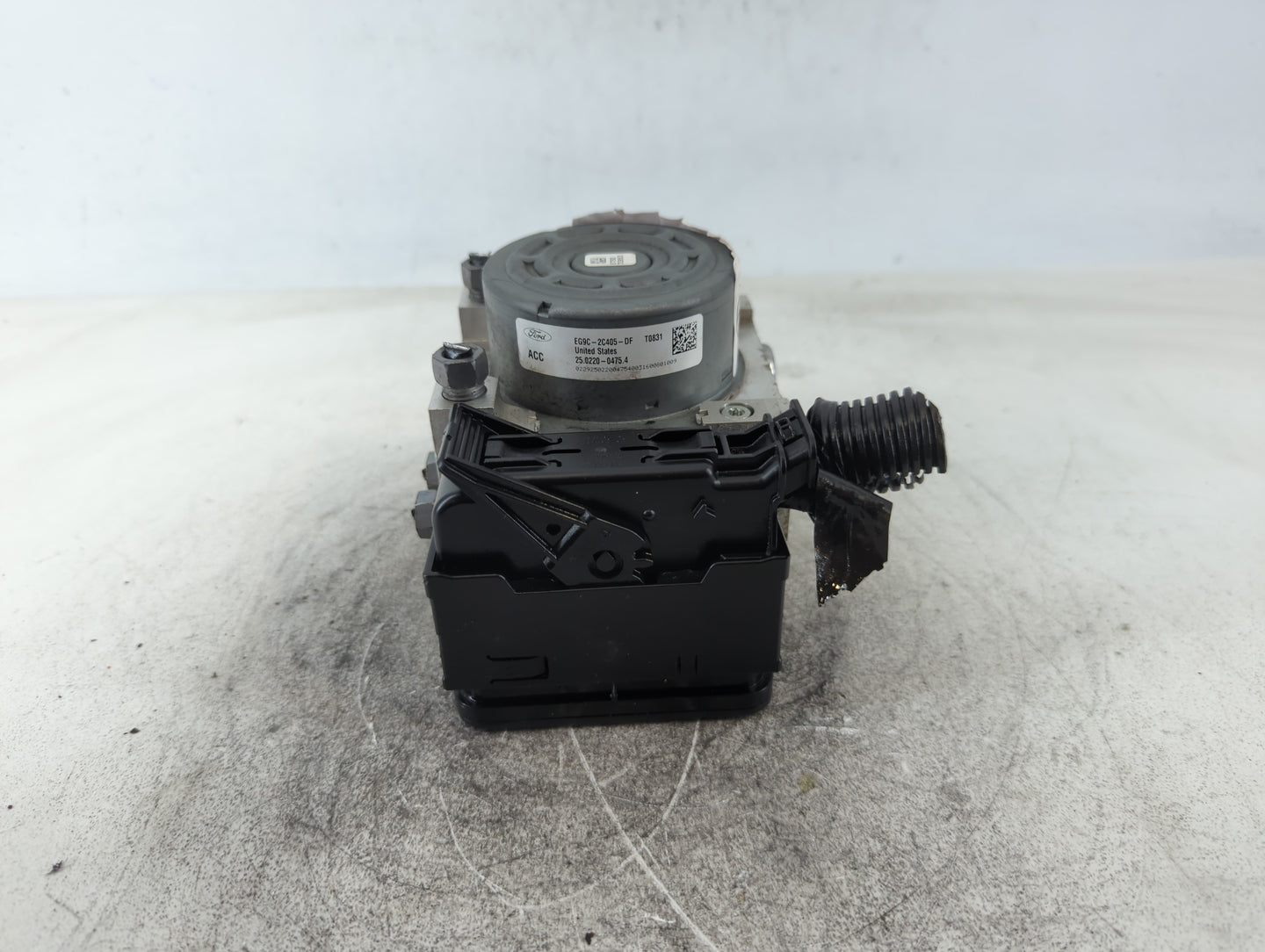 2014-2016 Ford Fusion ABS Pump Control Module Replacement P/N:EG9C-2C405-DF Fits Fits 2014 2015 2016 OEM Used Auto Parts - O