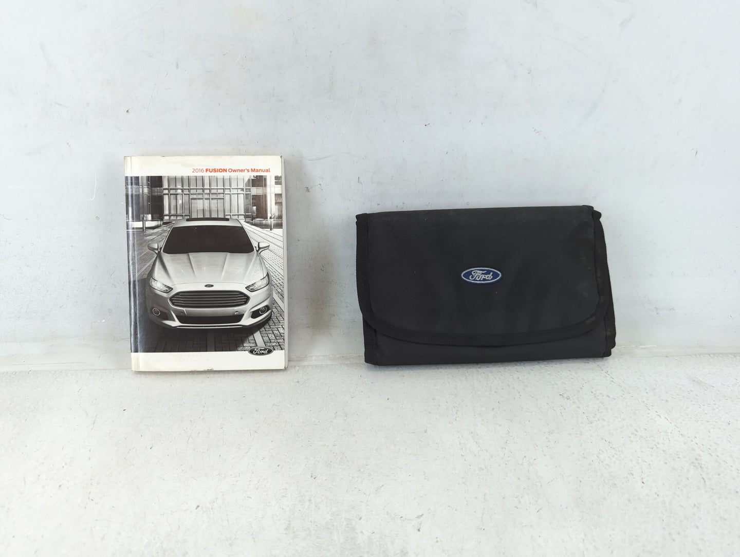 2016 Ford Fusion Owners Manual Book Guide P/N:GE5J19A321 AA OEM Used Auto Parts - Oemusedautoparts1.com