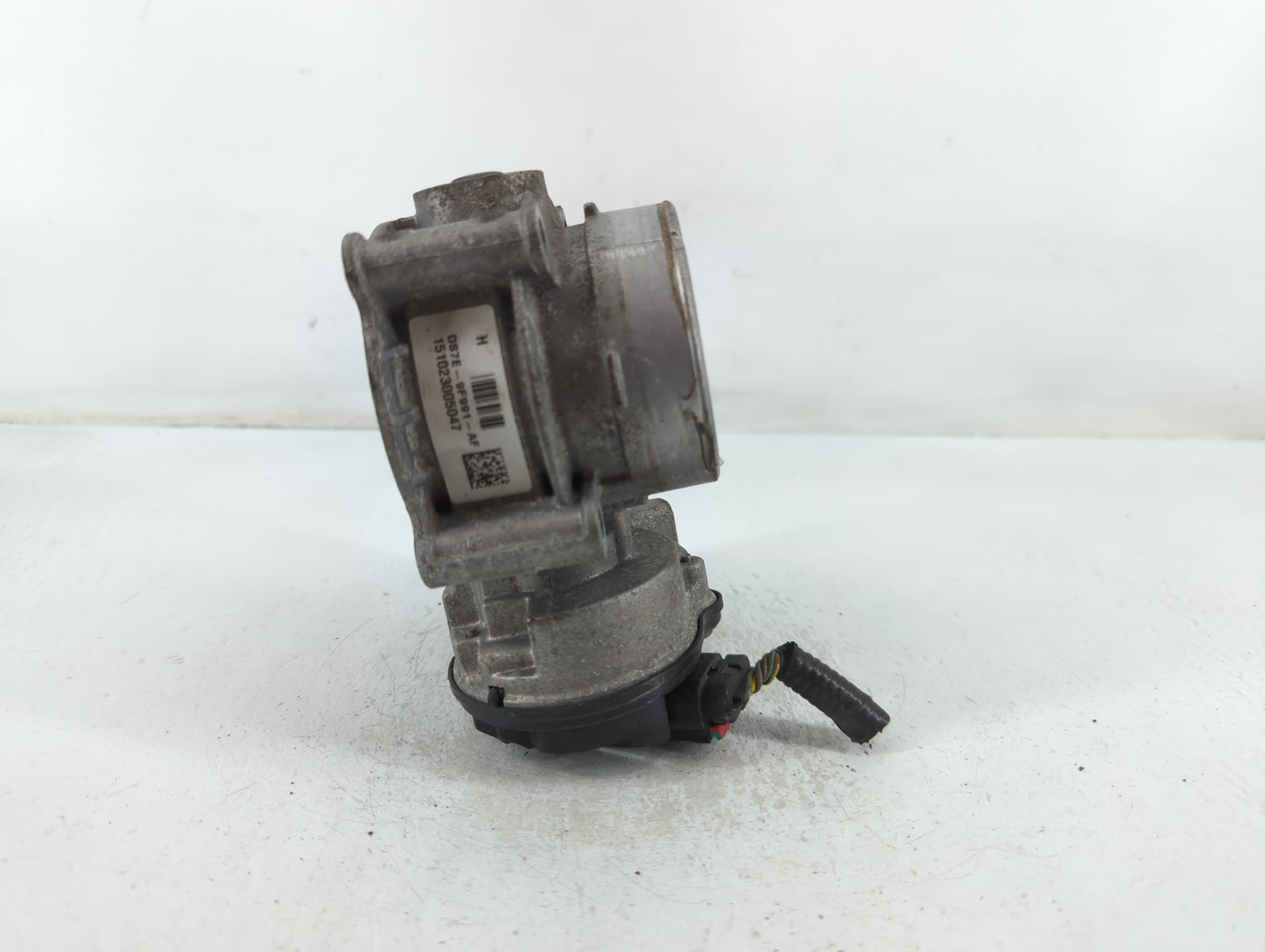 2013-2020 Ford Fusion Throttle Body P/N:B1527B-0626 Fits Fits 2013 2014 2015 2016 2017 2018 2019 2020 2021 2022 OEM Used Aut